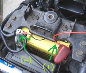 バッテリーに接続