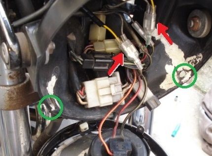 ウィンカーにイエロー線接続 写真 ダブルで