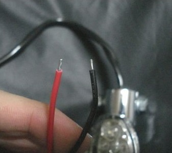 ギボシは付いてない