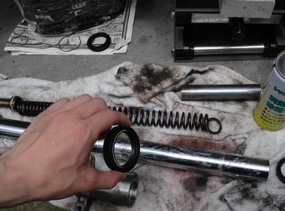 オイルシール装着用意