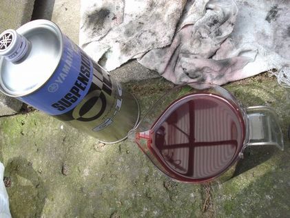 フォークオイル