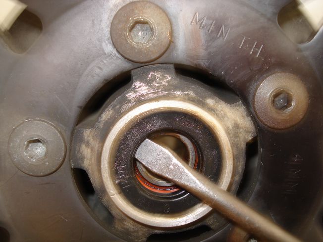 フロントハブのダストシール