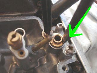 バルブシートはめ込み