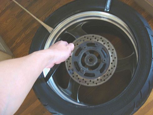 レバー3本つかってタイヤを入れてく