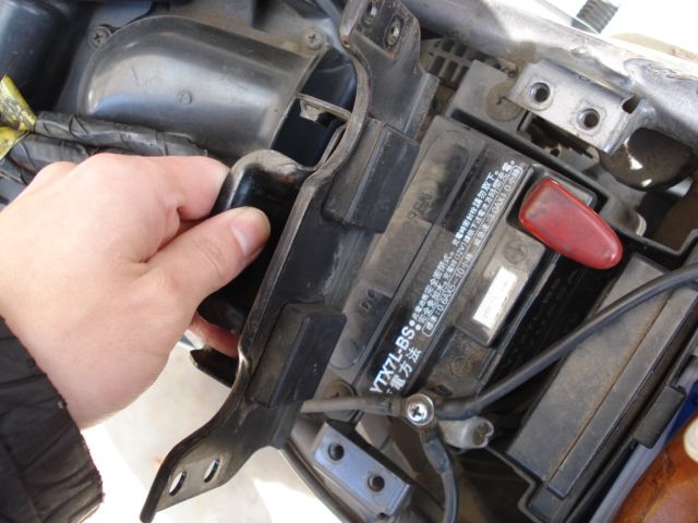 ブラケットを外した