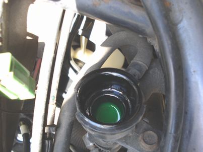 これ以上入らない冷却水