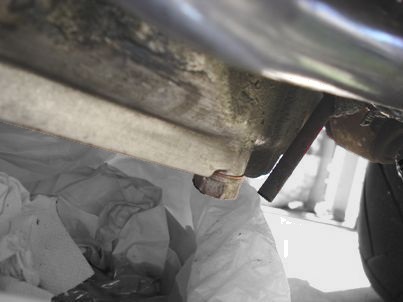 ドレンボルト締めなおし