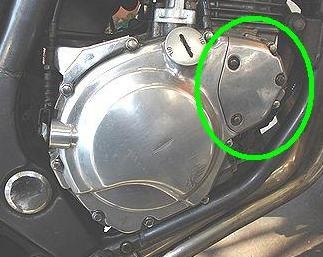 クラッチカバーキャップ