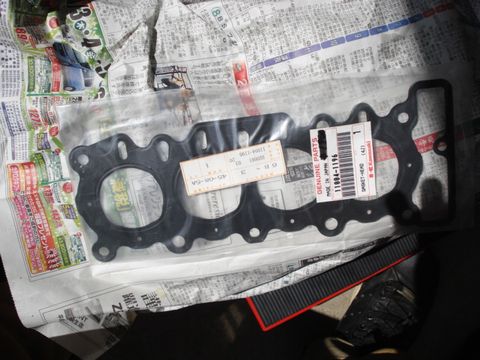シリンダーヘッドガスケット