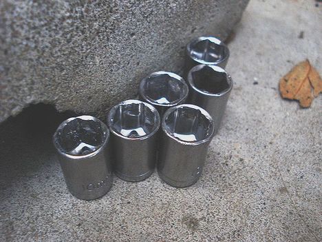 壊れた10mmソケット