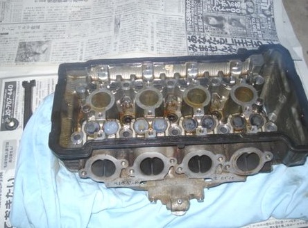 シリンダーヘッドはずれた