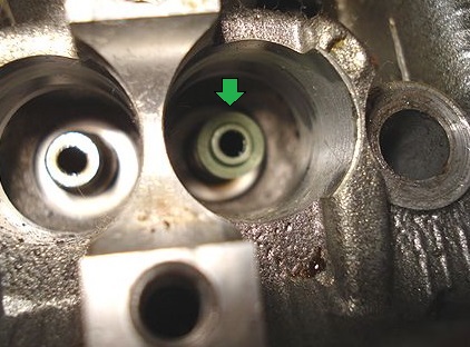 バルブステムシール