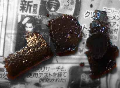 排気ポートから落ちたカーボン