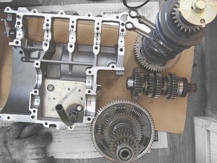 クランクケースの中身