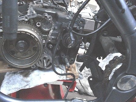 クランクケース外れる