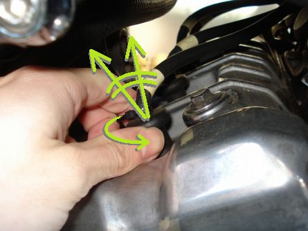 プラグキャップを抜き取る