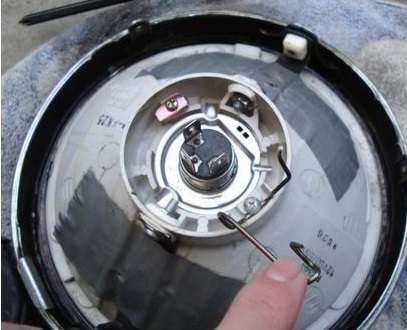 スプリングフック 外れる