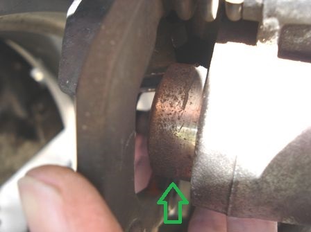 キャリパーピストン