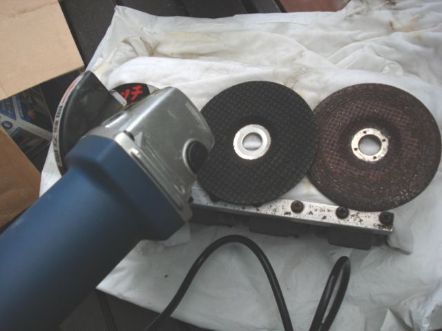 ディスクグラインダーー