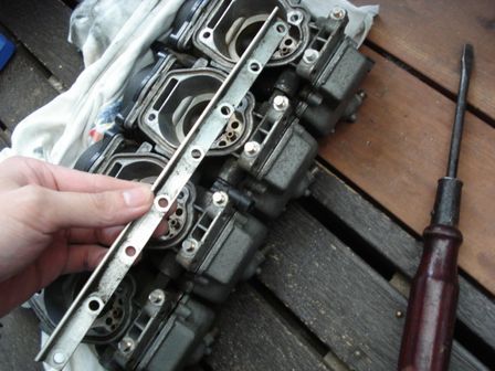 プレート外れた